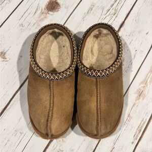 Ugg dark tan Tasman